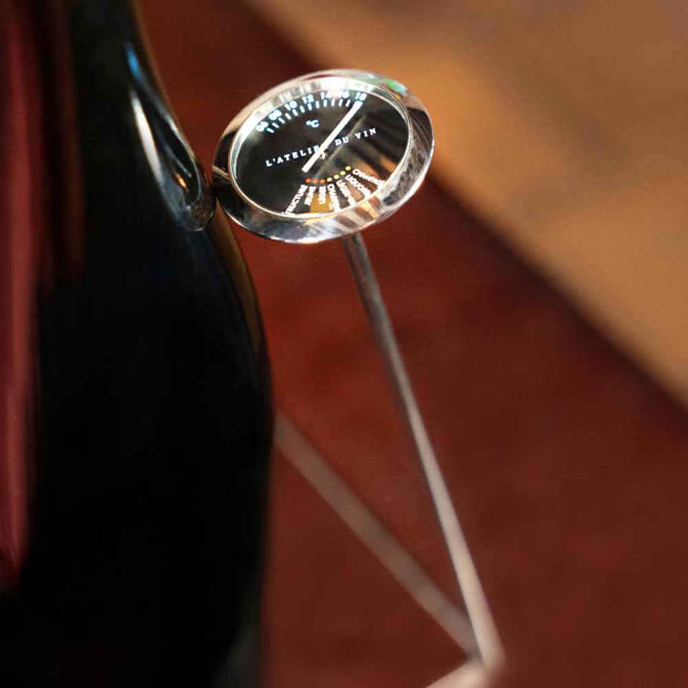 Wine thermometer - Serve your wine at perfect temperature.