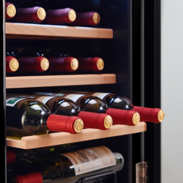 Cavecool Retro Obsidian - 19 bottles - Single zone - Black