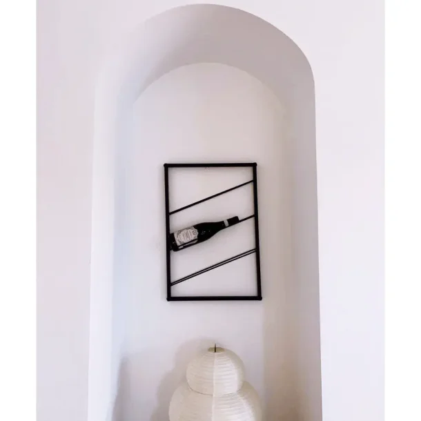 Mona - Vgmonteret vinreol i sort metal - 3 flasker