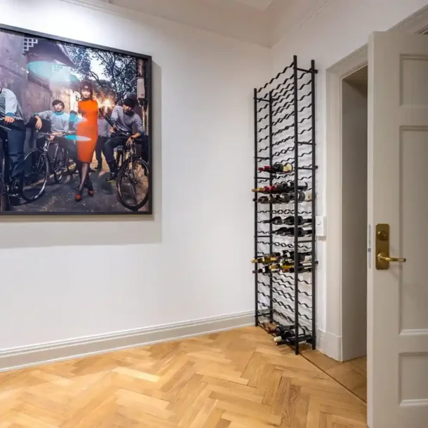 Fina - 66 flasker - Sort metal