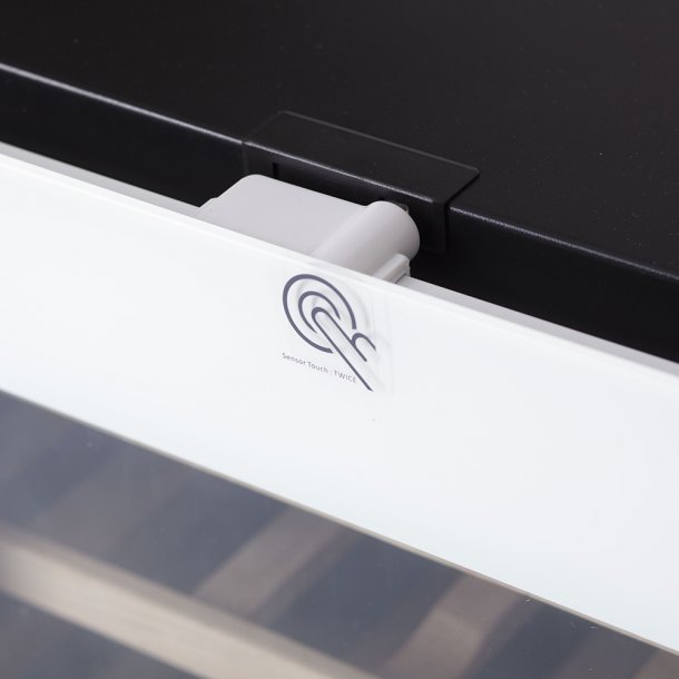 DEMO - Pevino Push Open 42 flasker - 2 zoner - Hvid glasfront - Integrerbart 