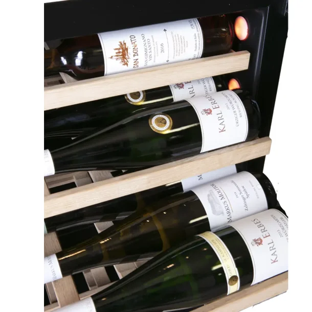 Pevino Majestic 42 bottles - Dual zone - Black glass front - Integrated